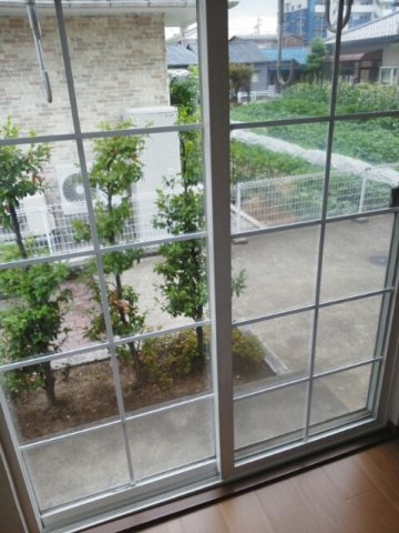 ドミ－ルＫ２のバルコニー