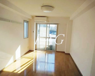 【居間・リビング】 | アストラコスモ新百合ヶ丘 | 洋室のお部屋です。