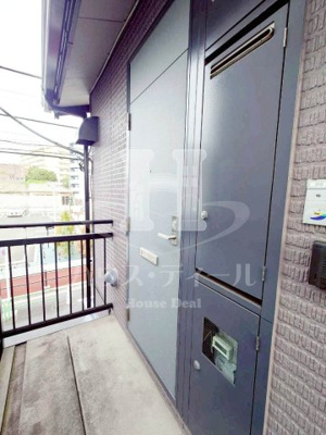 【玄関】 | エスペランドNAKA | きれいな玄関です