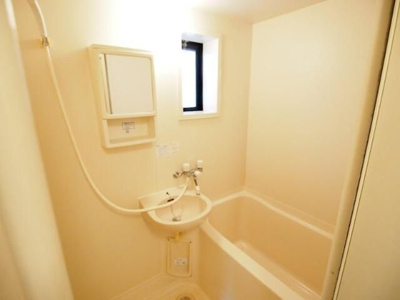 【浴室】 | エスペランドNAKA | お風呂で日々の疲れを落としましょう