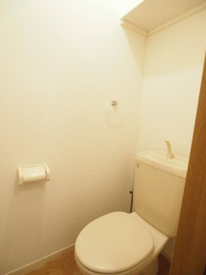 【トイレ】 | エスペランドNAKA | 落ち着いた色調のトイレです