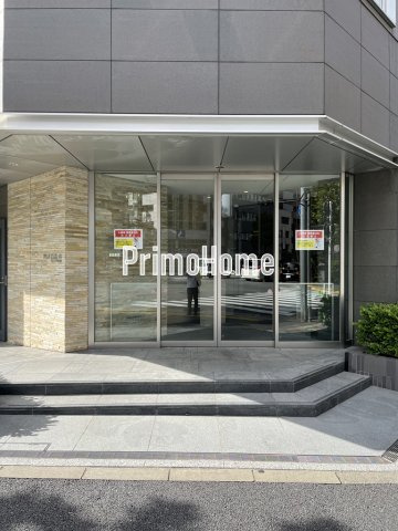 プレジリア東日本橋のエントランス