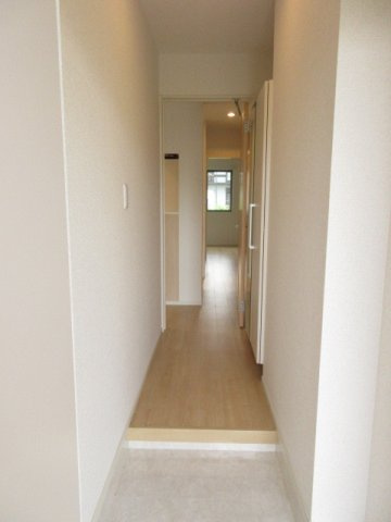 フレスクーラ　Ｂの玄関