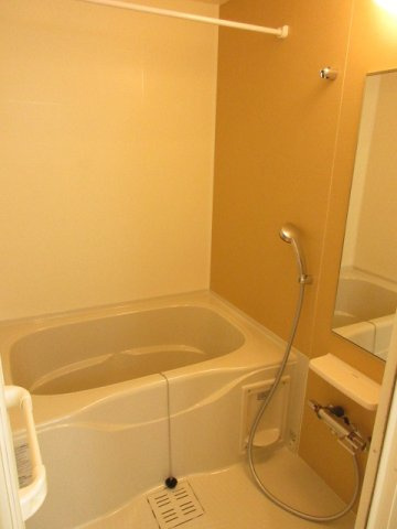 フレスクーラ　Ｂの浴室