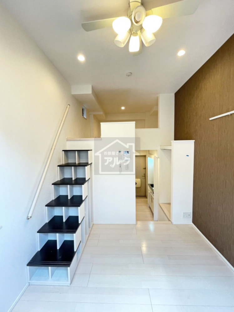 練馬区上石神井４丁目のアパートの居間・リビング|同仕様