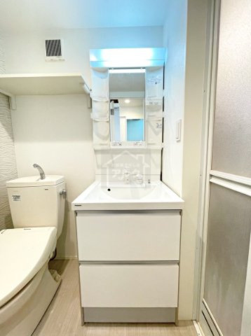 練馬区上石神井４丁目のアパートの独立洗面台|同仕様