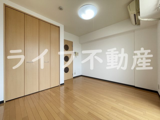 Celeb布施東　仲介手数料無料の居間・リビング|リビングです