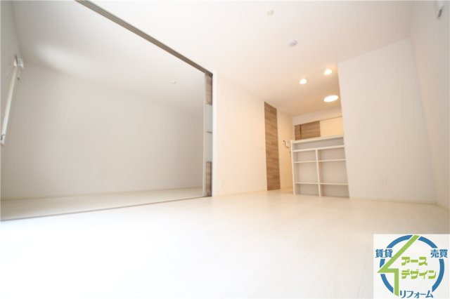 アンティークショコラ三番館の居間・リビング