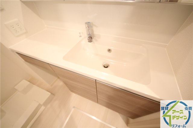 アンティークショコラ三番館の独立洗面台