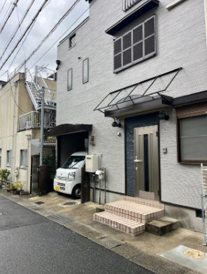 大津市京町２丁目の店舗事務所の外観