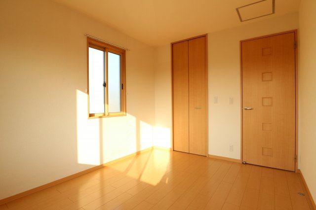 クローバーの和室