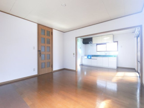 【居間・リビング】