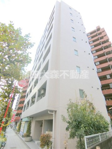 ベルザ平和島の外観|1985年2月築　SRC鉄骨鉄筋コンクリート造地上9階建てリフォーム済みの人気賃貸マンション
京浜急行本線平和島駅近徒歩5分、大森町駅も徒歩圏内のスーパーマルエツ近くの立地！