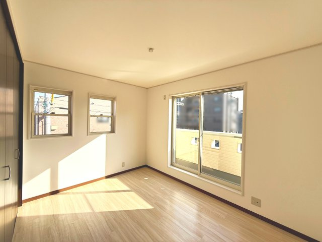 【洋室】 | 四日市市楠町本郷 | 洋室　２階