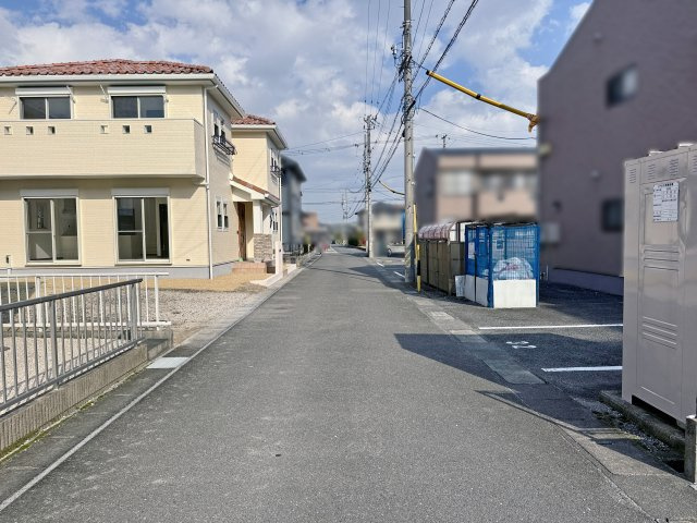 【前面道路含む現地写真】 | 四日市市楠町本郷 | 前面道路