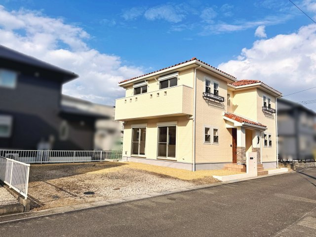 【外観】 | 四日市市楠町本郷 | 内外装リフォーム済の４ＬＤＫ オール電化仕様の建物