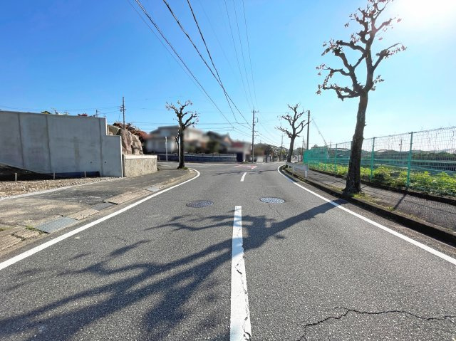 【前面道路含む現地写真】 | 四日市市三滝台３丁目 | 前面道路