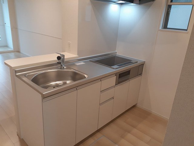 リヨン　鯖江　０２のキッチン