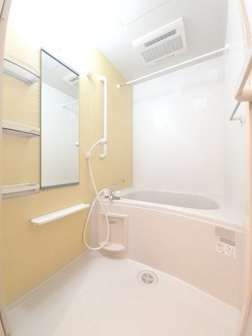 ルーエン・オルト・妙貫　Ⅲの浴室