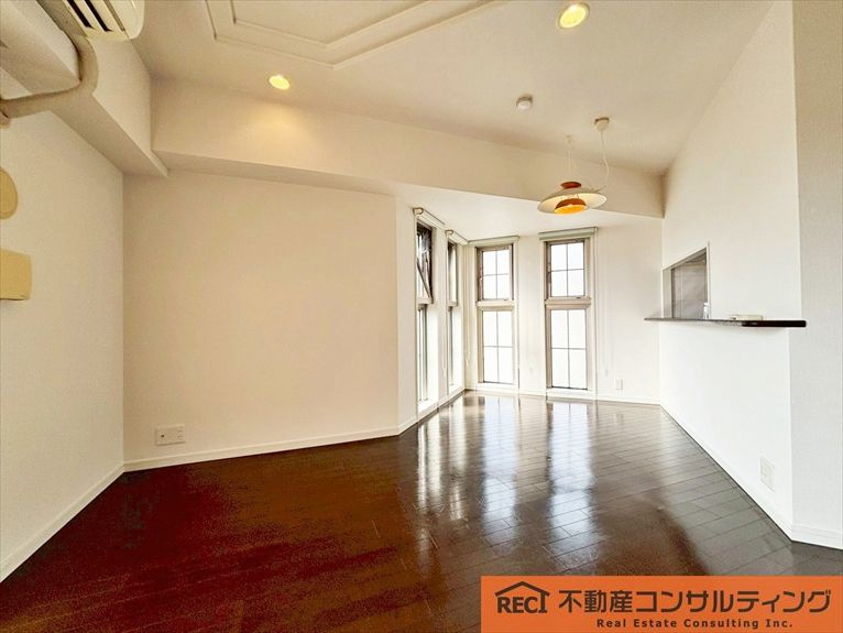 セレッソコート甲子園口ディアナの居間・リビング