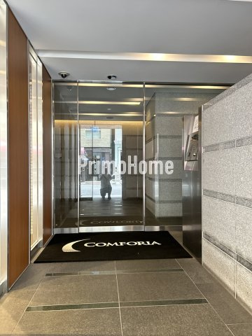 コンフォリア日本橋人形町イーストのエントランス