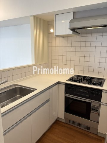 コンフォリア日本橋人形町イーストのキッチン