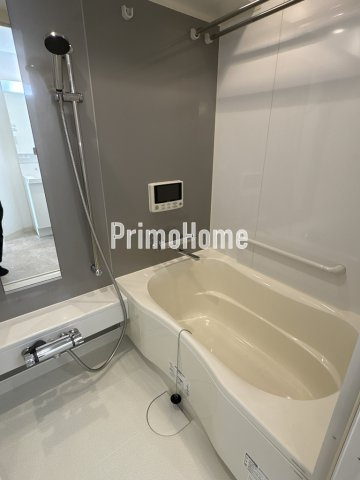 コンフォリア日本橋人形町イーストの浴室