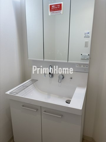 コンフォリア日本橋人形町イーストの洗面所