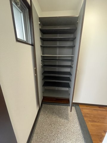 Feliz・kフェリースケイの玄関|※反転タイプの間取りとなります。