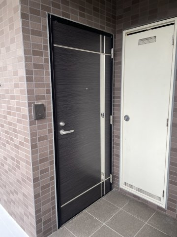 Feliz・kフェリースケイの玄関|※反転タイプの間取りとなります。