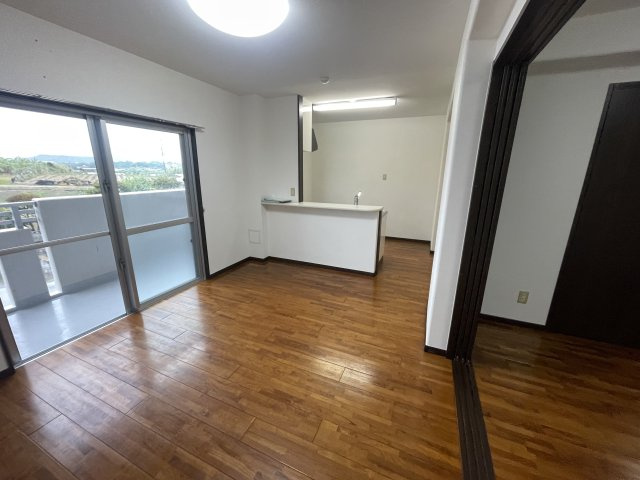 Feliz・kフェリースケイの居間・リビング|※反転タイプの間取りとなります。