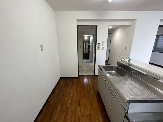 Feliz・kフェリースケイのキッチン|※反転タイプの間取りとなります。