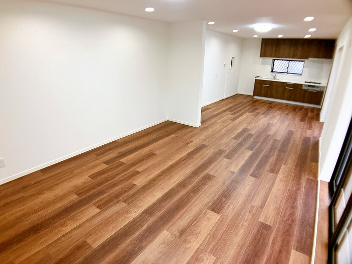 【仲介手数料無料／海部郡蟹江町】海部郡蟹江町学戸7丁目87-33　中古戸建の居間・リビング