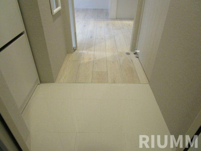 【玄関】 | プレゾン江古田