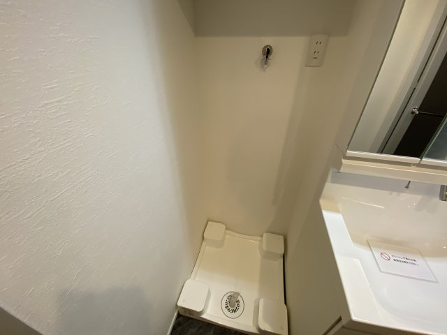 所沢コーポラスA棟のランドリースペース