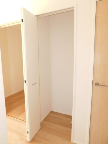 名古屋市西区野南町の新築一戸建の収納|◇パントリー◇　　キッチン横にパントリーがあります！　食材や日用品のストック場所としてご活用いただけます♪