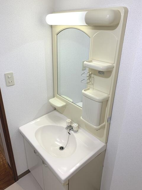 フィール天神町３号館の洗面所