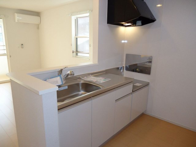 柏崎市新田畑のアパートのキッチン