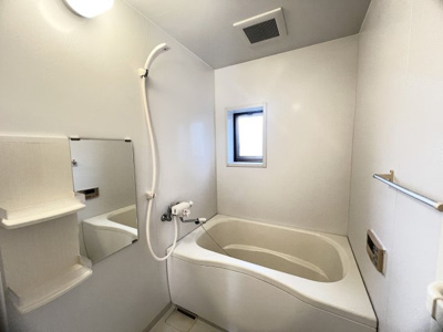 【洋室】 | サンモールＡ