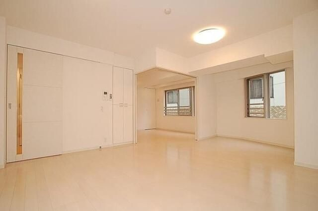 グランドコンシェルジュ錦糸町アジールコートの居間・リビング