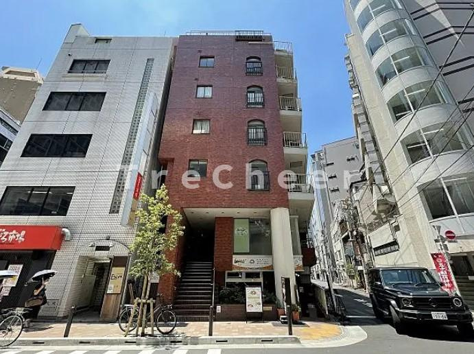 インペリアルお茶の水の外観