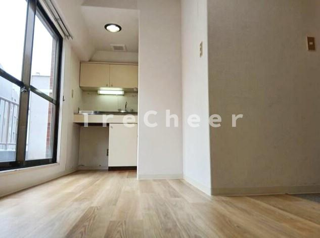 インペリアルお茶の水の居間・リビング