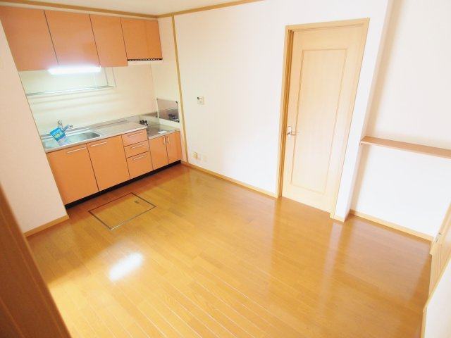 ブルック瀬野の居間・リビング