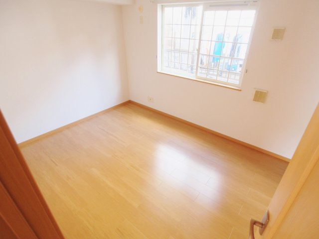 ブルック瀬野の洋室