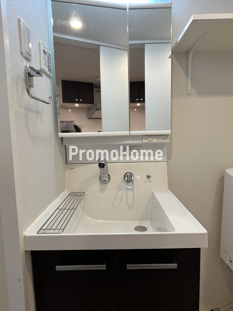 エステムプラザ飯田橋タワーレジデンスの洗面所