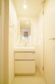 【洗面所】 | リブリ・Y's | 独立洗面台です。