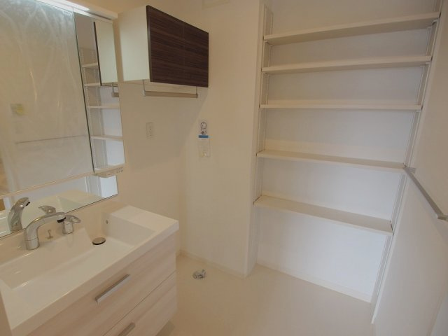 サン・セントラルのその他