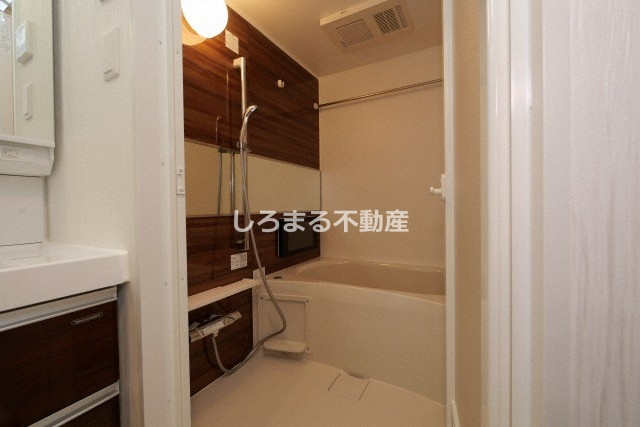 プレジオ難波の浴室