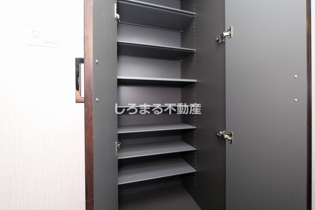 プレジオ難波の収納