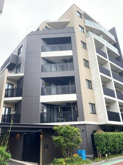 インプレストコア神楽坂の外観